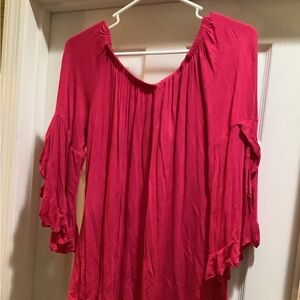 Kate and Mallory Off The Shoulder Bell Sleeve Top Size Medium
